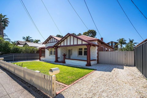 Kairos In Keswick Wifi Netflix Nespresso - Surfers Paradise Gold Coast 4