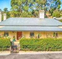 Captain Roddas Cottage - Surfers Paradise Gold Coast