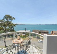 Seize the Sunshine at Soldiers Point - Surfers Paradise Gold Coast