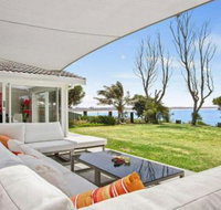 Karelda absolute waterfront pet friendly property - Surfers Paradise Gold Coast