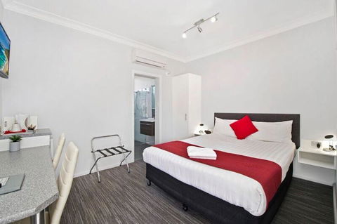 The Wauchope Motel - Surfers Paradise Gold Coast 4