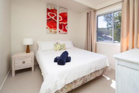 Seaview Getaway - Surfers Paradise Gold Coast 3