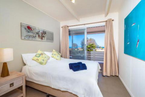 Seaview Getaway - Surfers Paradise Gold Coast 7