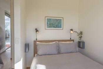 Lightshift Clunes - Surfers Paradise Gold Coast 4