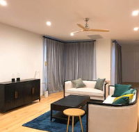Luxury House Collection Six beds - Surfers Paradise Gold Coast