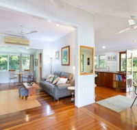 Edenvale Cottage in Beautiful Tropical