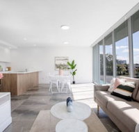 Wow Southport Apartment Near Light Rail Station - Surfers Paradise Gold Coast