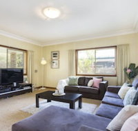 South Coast Getaway House Sleeping 8 Guests - Surfers Paradise Gold Coast