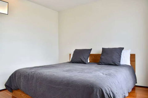 New York Loft Style Flat In Surry Hills - Surfers Paradise Gold Coast 5