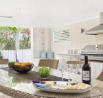 Saltwater entertainers paradise - Surfers Paradise Gold Coast