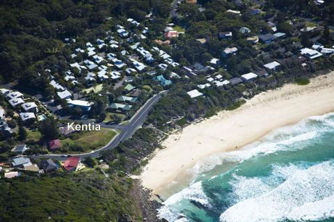 KENTIA - Surfers Paradise Gold Coast 0