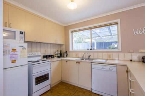 PERFECT On PYMBLE AVE - Surfers Paradise Gold Coast 7