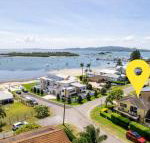 Sunset Place 1 / 29 Sunset Boulevard gorgeous townhouse so close to the water - Surfers Paradise Gold Coast