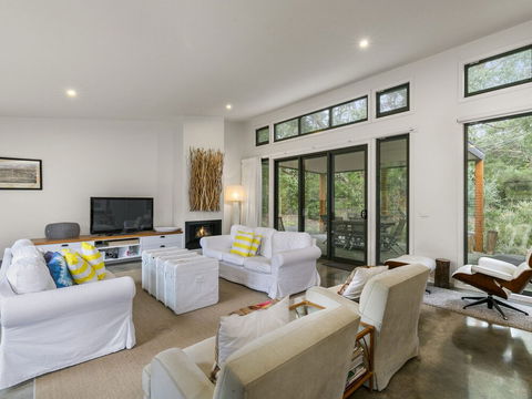Hidden Escape Free Wifi & Foxtel Surfside PET Friendly - Surfers Paradise Gold Coast 2