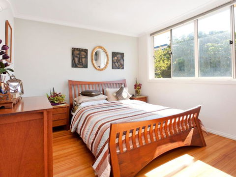 METRES TO THE BEACH MORNINGTON - Surfers Paradise Gold Coast 3