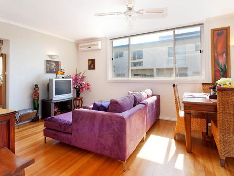 METRES TO THE BEACH MORNINGTON - Surfers Paradise Gold Coast 5