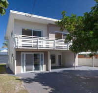 SeaHaven 2 Richardson Ave Large home with Aircon Smart TV WIFI Netflix  Boat Parking