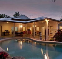 CRISTAL at CLIFTON BEACH - Surfers Paradise Gold Coast