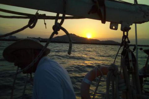 Casual Fare Sailing Charters Townsville Ocean Living Cruise - Surfers Paradise Gold Coast 0