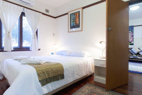 B4 Apartment Close To Perth UWA - Surfers Paradise Gold Coast 7
