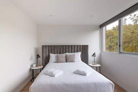 Modern Stylish Penthouse - Surfers Paradise Gold Coast 6