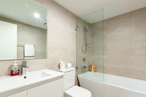 Modern Stylish Penthouse - Surfers Paradise Gold Coast 7