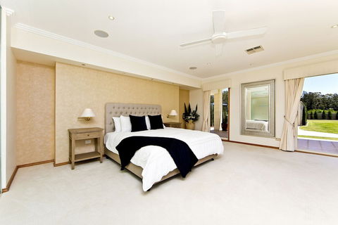 One Mile Mansion - Surfers Paradise Gold Coast 4