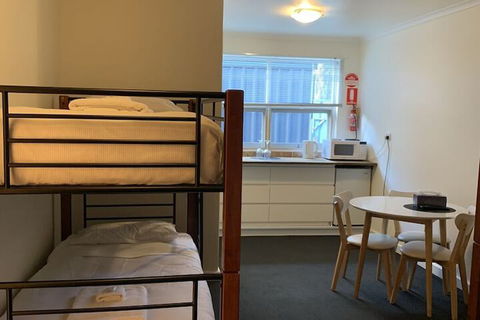 Stables Boutique Motel - Surfers Paradise Gold Coast 5
