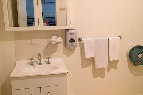 Stables Boutique Motel - Surfers Paradise Gold Coast 6