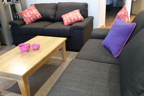 K2 Unit 11 - Surfers Paradise Gold Coast 2