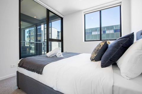 Stunning Bright Apartment At Hawthron/Glenferrie Station - Surfers Paradise Gold Coast 2