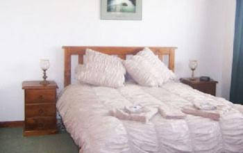 Catalina Cottage Holiday House - Surfers Paradise Gold Coast 6