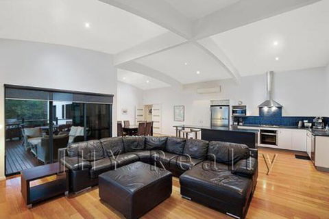 Eagle Vista - Surfers Paradise Gold Coast 4
