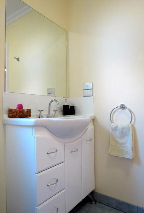 The Wave Oasis SC B & B - Surfers Paradise Gold Coast 1