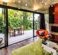 Corinda Contemporary - Surfers Paradise Gold Coast