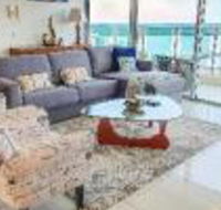 ZEN by THE WATER Darwins Premier Family Retreat - Surfers Paradise Gold Coast