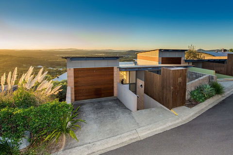 One Mile Ridge 15 Boat Harbour - Surfers Paradise Gold Coast 0