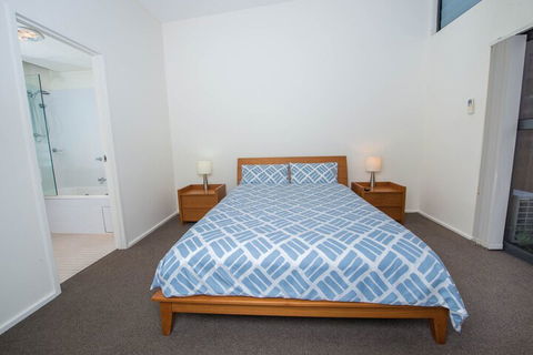 One Mile Ridge 15 Boat Harbour - Surfers Paradise Gold Coast 3