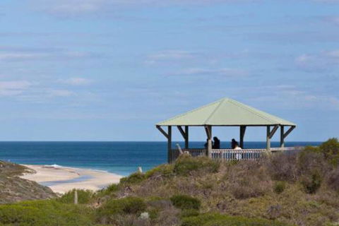 Moore River Beach Shack - Surfers Paradise Gold Coast 4