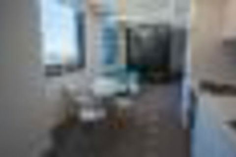 Newcastle Beach 1BR With City Views - Surfers Paradise Gold Coast 2