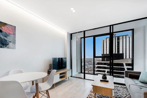 IFSuites (IFSTAYS) Light House Apartment - Surfers Paradise Gold Coast 3