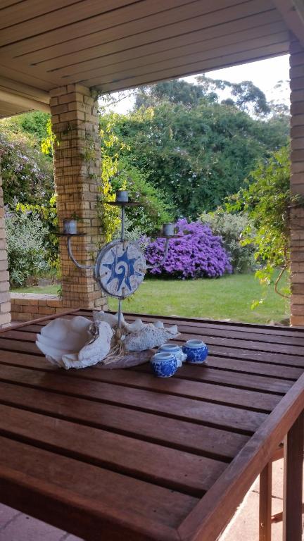 Beezneez B & B - Surfers Paradise Gold Coast 4