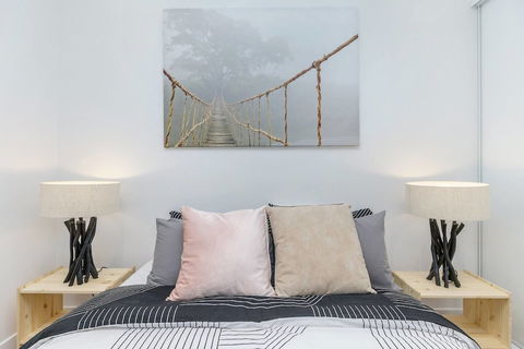 SKY Heart Of BNE City 2bed APT Pool& Gym Qbn222-18 - Surfers Paradise Gold Coast 4