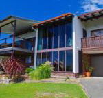 Barrels Beach House 28 Dulconghi Street - Surfers Paradise Gold Coast