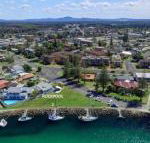 2 Rockpool Road