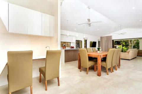 PARKVIEW At PALM COVE - Surfers Paradise Gold Coast 1