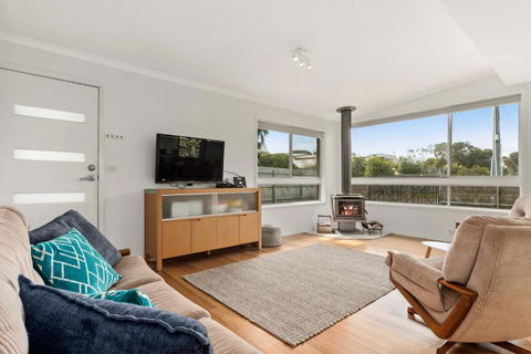 BADENOCH - Surfers Paradise Gold Coast 3