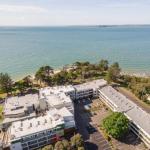 FAMILY ISLAND GETAWAY BEACHFRONT APARTMENT - Surfers Paradise Gold Coast 0