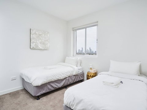 Luxurious 2bed 2bath APT With Parking@southport - Surfers Paradise Gold Coast 5