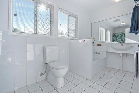 Expansive Ocean Views Sunrise Beach - Surfers Paradise Gold Coast 4